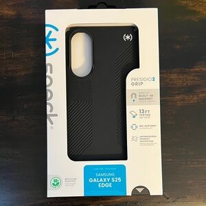 Speck Presidio2 Grip Case for Samsung Galaxy S25 Edge - Black